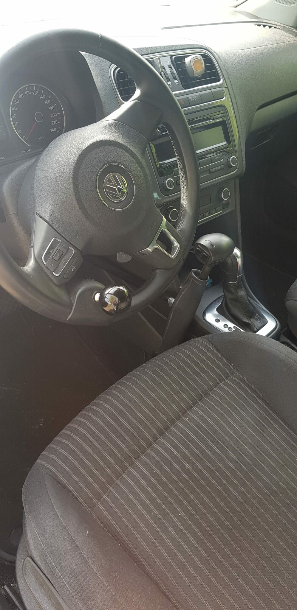 VOLKSWAGEN POLO 2011