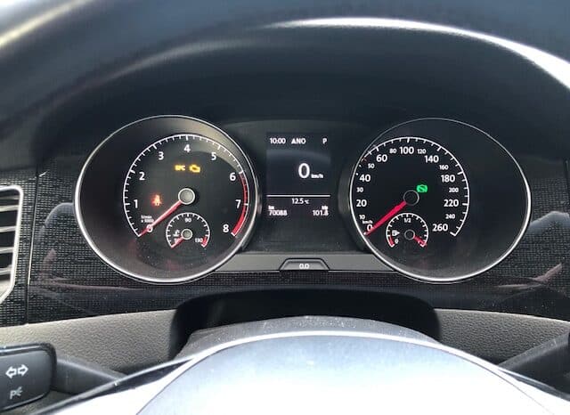 VOLKSWAGEN GOLF SPORTSVAN 2017 complet
