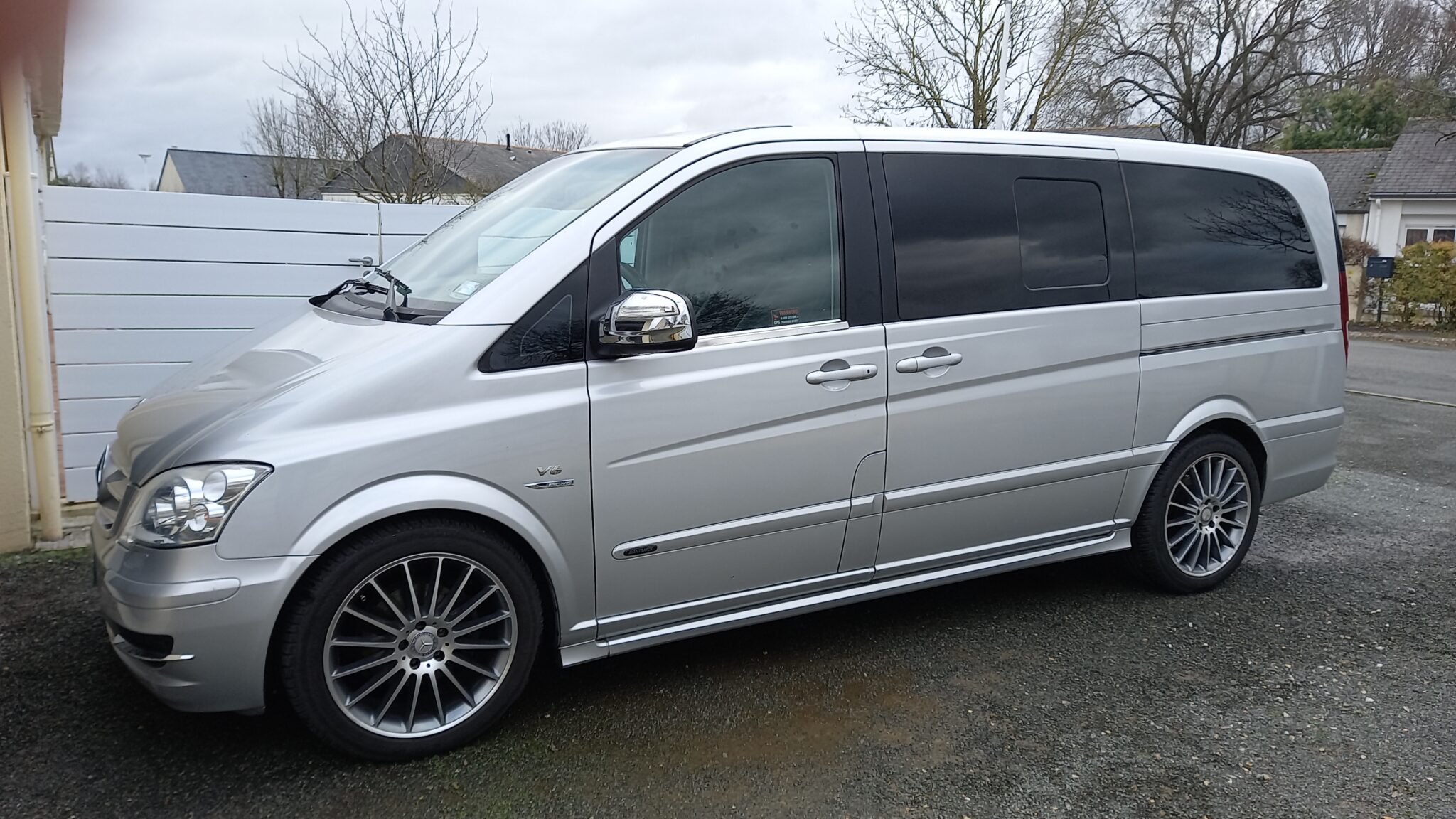 MERCEDES VIANO 2012