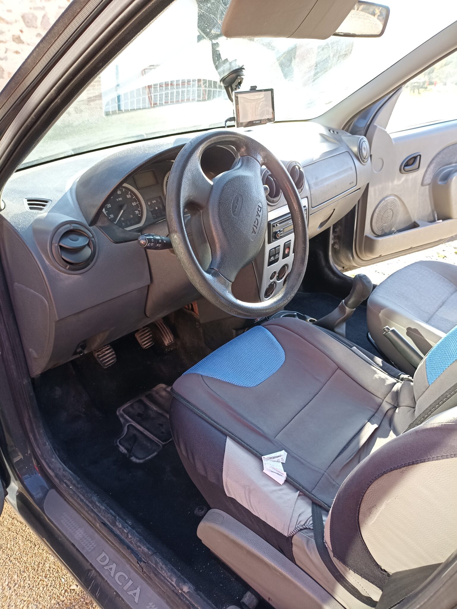 DACIA LOGAN 2008