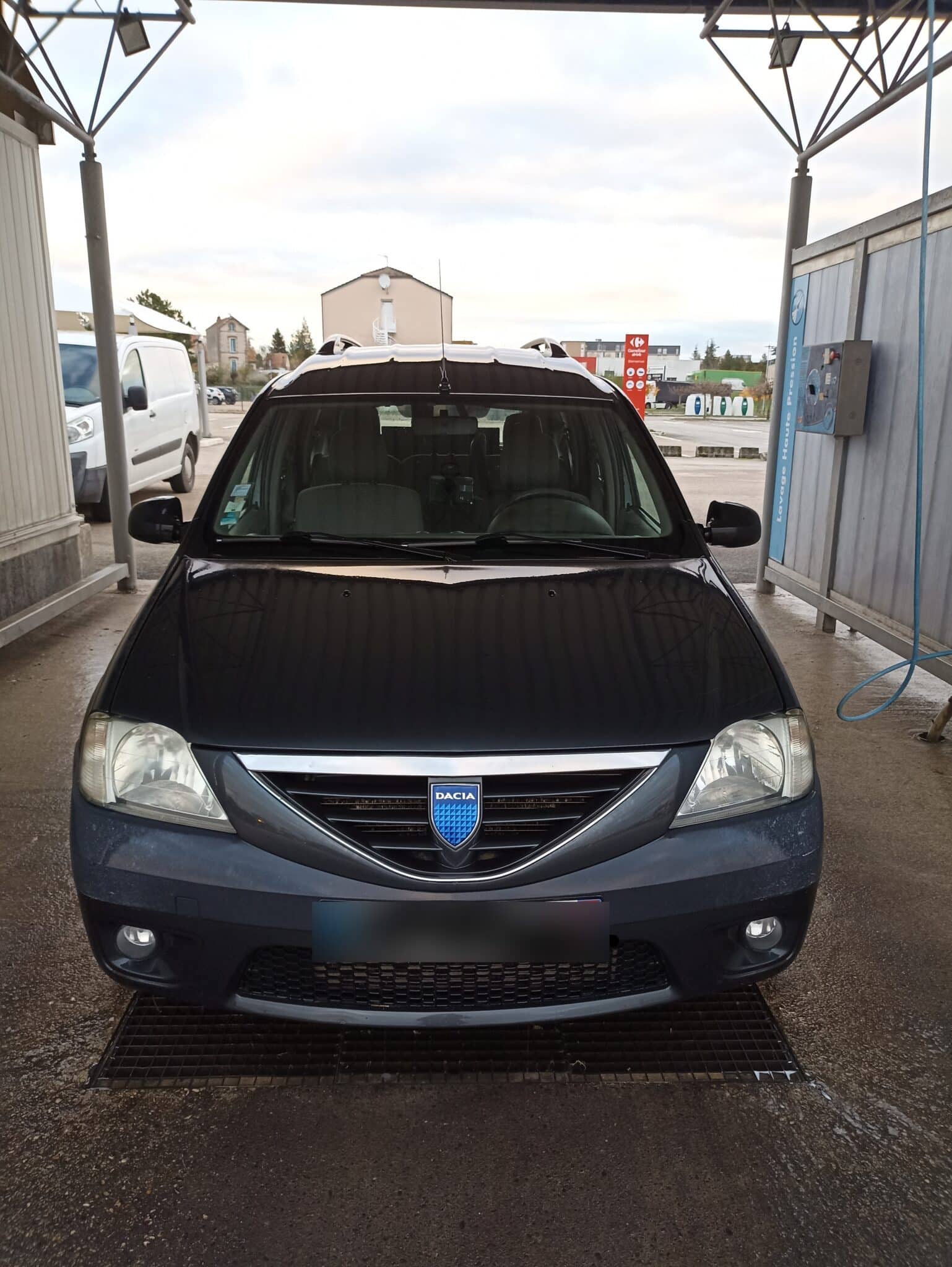 DACIA LOGAN 2008