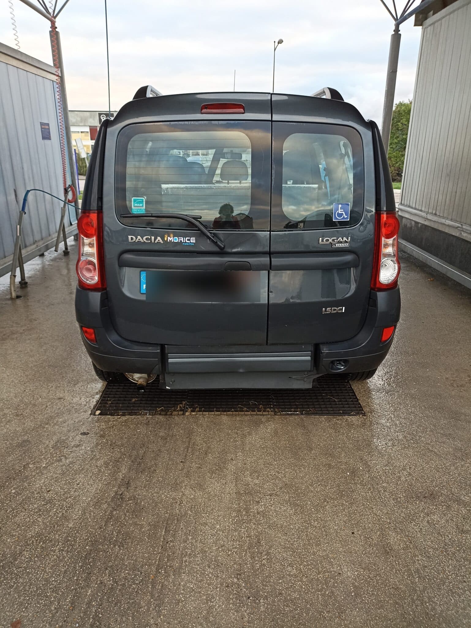 DACIA LOGAN 2008