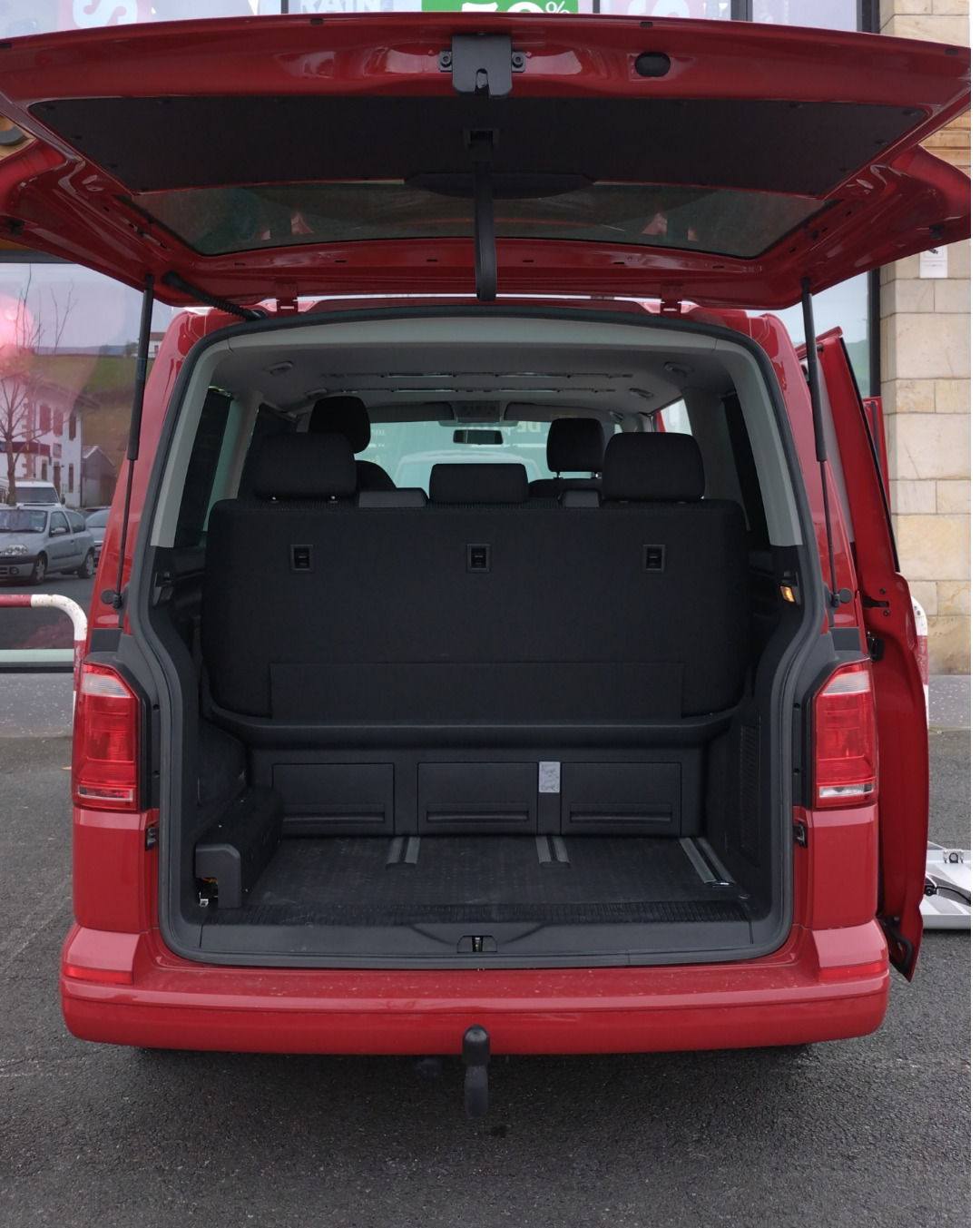 VOLKSWAGEN TRANSPORTER 1988