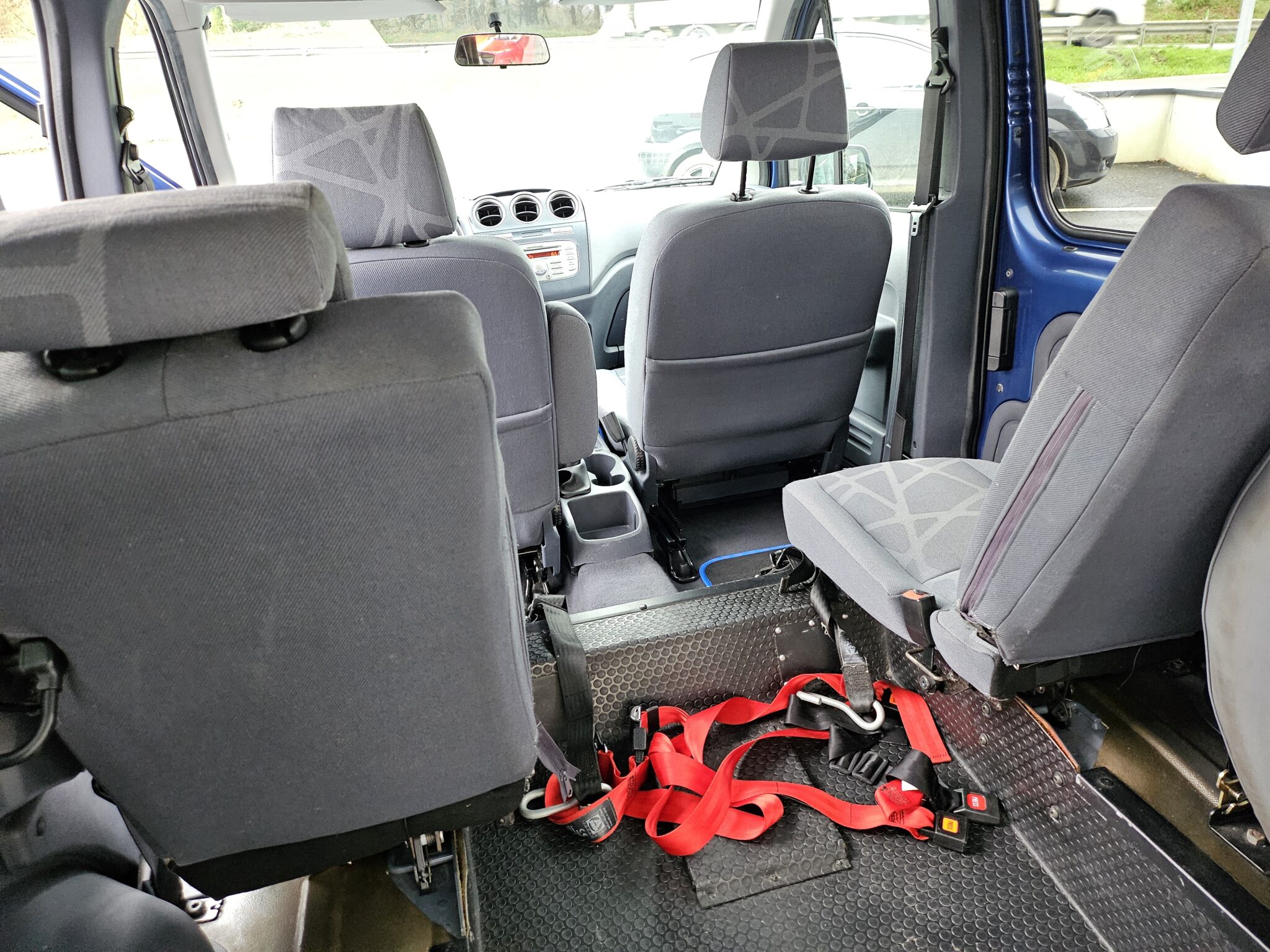 FORD TOURNEO 2009