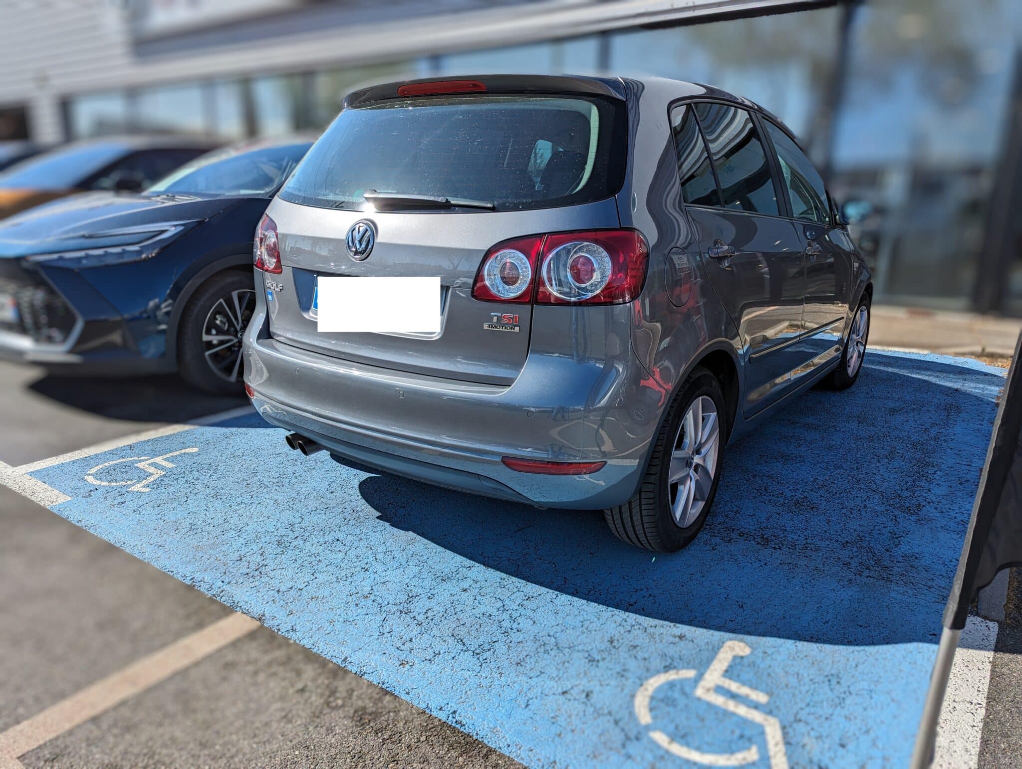 VOLKSWAGEN GOLF VI 2009