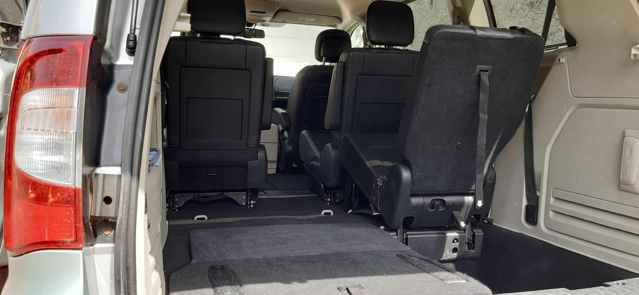 LANCIA VOYAGER 2012