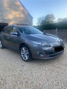 RENAULT MEGANE III ESTATE 2010 complet