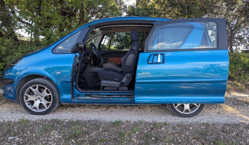 PEUGEOT 1007 2008 complet