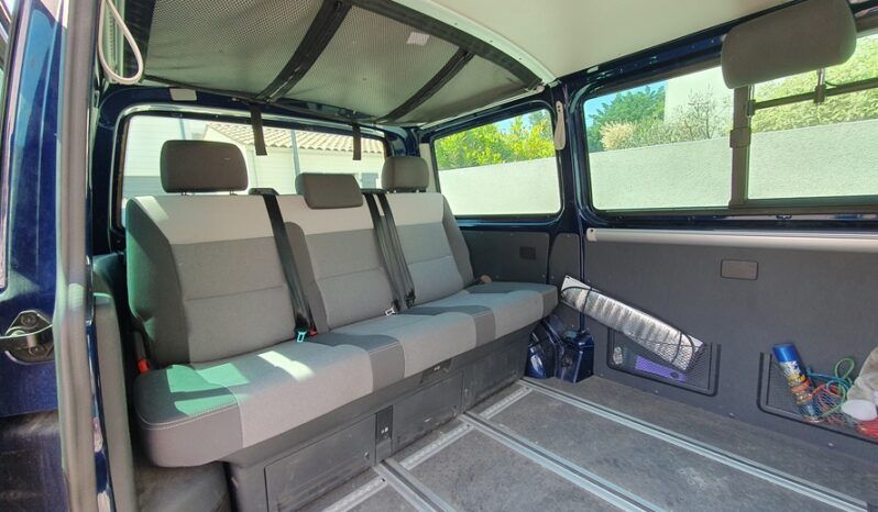 VOLKSWAGEN TRANSPORTER 2009 complet